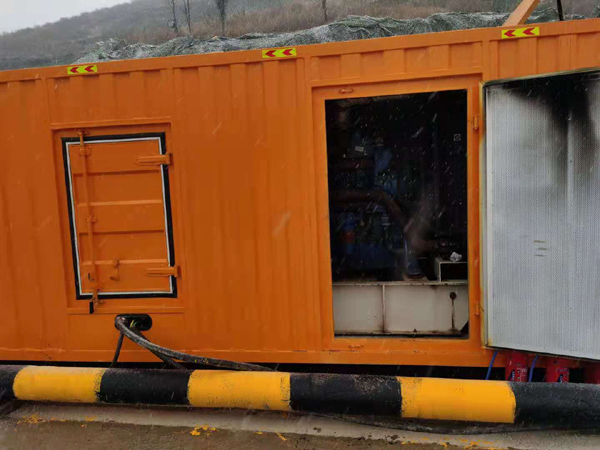 金东出租发电机-船用柴油发电机的工作原理是怎么样的？