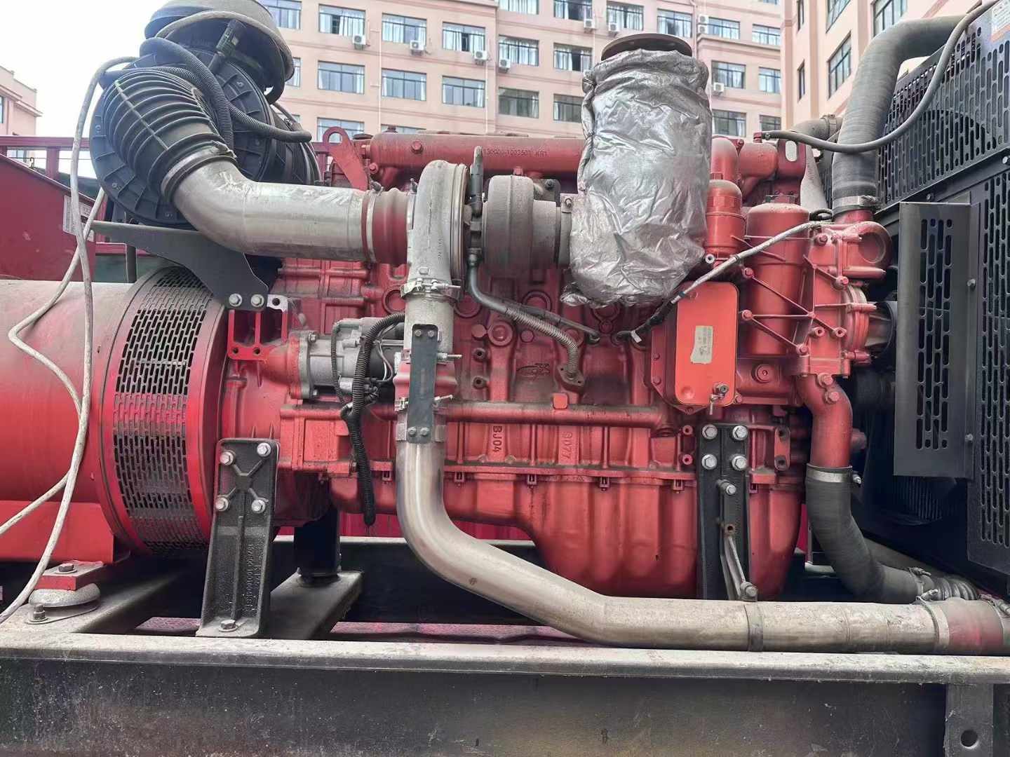 金东如何选择适合 600kW 柴油发电机组的过载保护器？